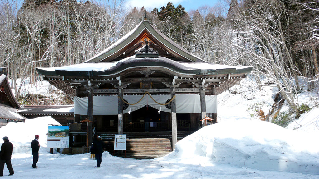 ศาลเจ้าโทงาคุชิ Togakushi Shrine